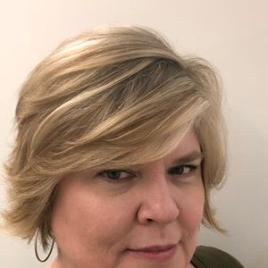 Meet your Posher, Carren